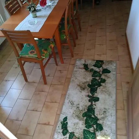 Edera فندق مبيت وإفطار *
