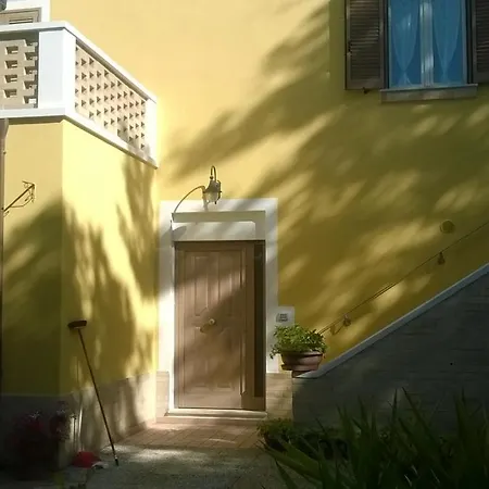 Edera *